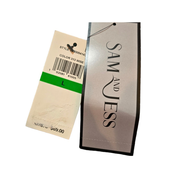 Women's Sam and Jess Long Sleeve Cold-Shoulder Sweater SZ Large Green MSRP $69 - Picture 7 of 7